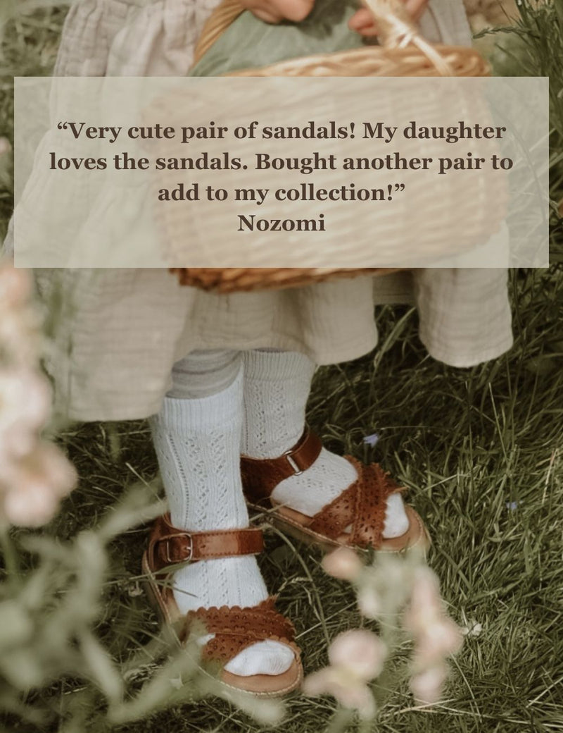 Petit Nord Crossover Scallop Flower Sandals Cognac 002