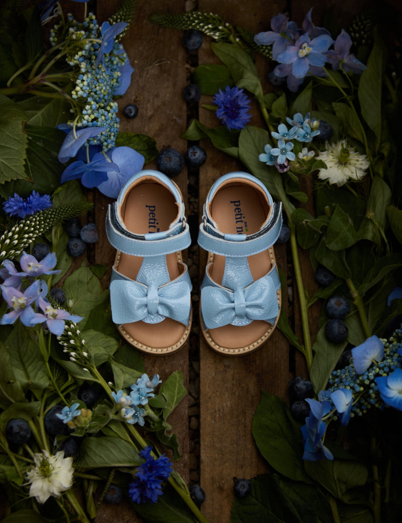 Petit Nord Gry Sandal Sandals Crinkly Cloud 143