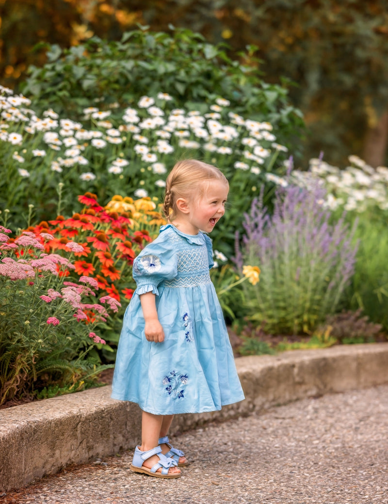 Petit Nord Gry Sandal Sandals Crinkly Cloud 143