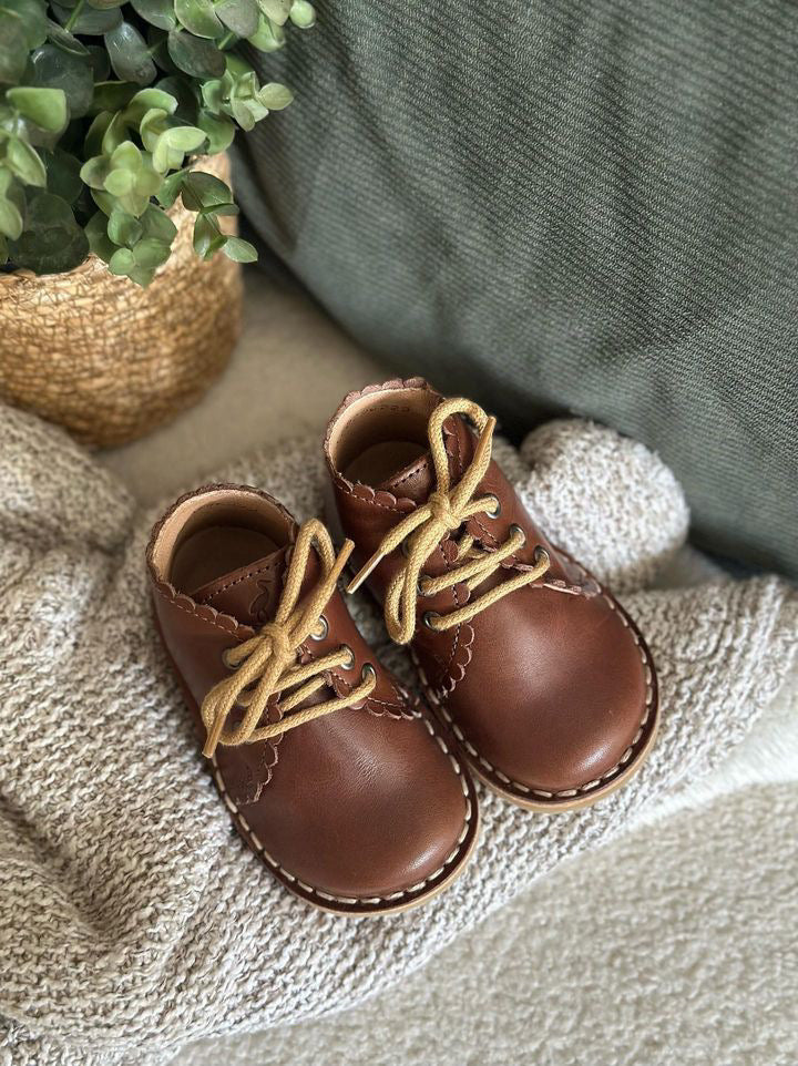 Petit Nord Scallop Boot Low Boot Shoes Hazelnut 069