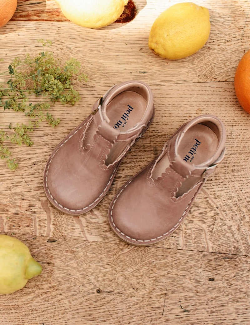 Petit Nord T-Bar Scallop T-bars and Ballerinas Old rose 020