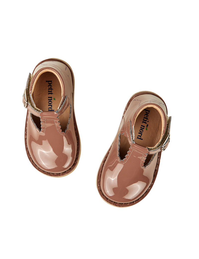 Petit Nord T-Bar Scallop T-bars and Ballerinas Rose Clay Patent 091