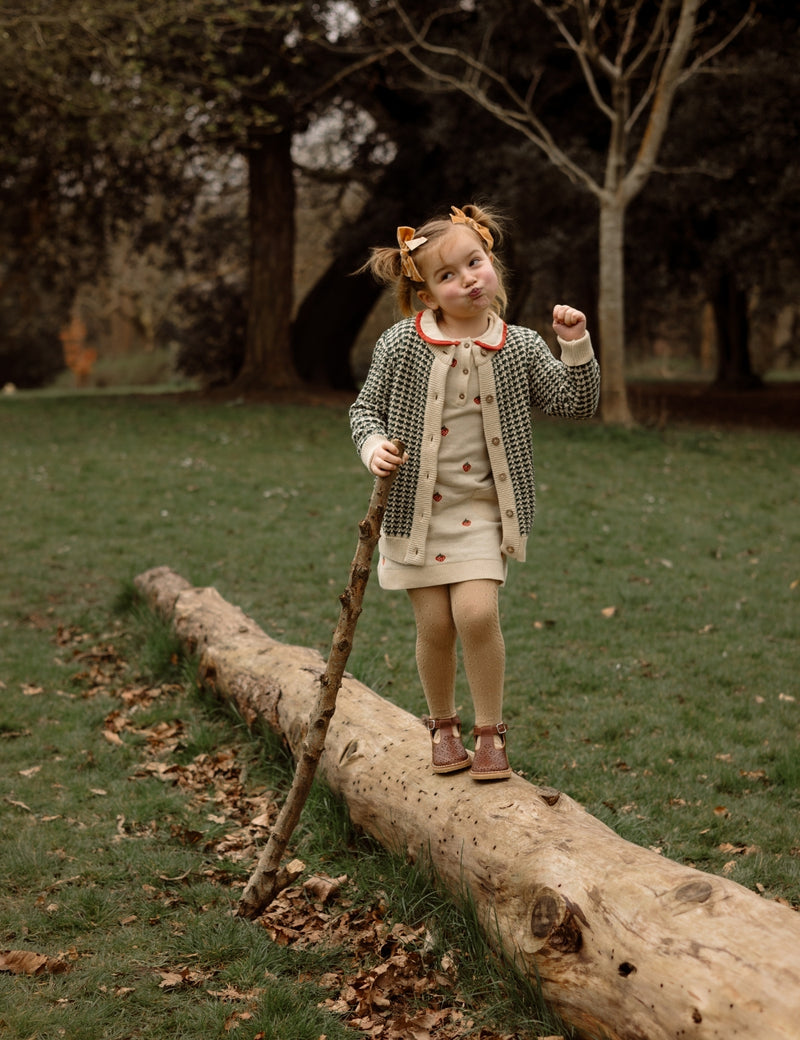 Petit Nord T-bar Flower T-bars and Ballerinas Hazelnut 069