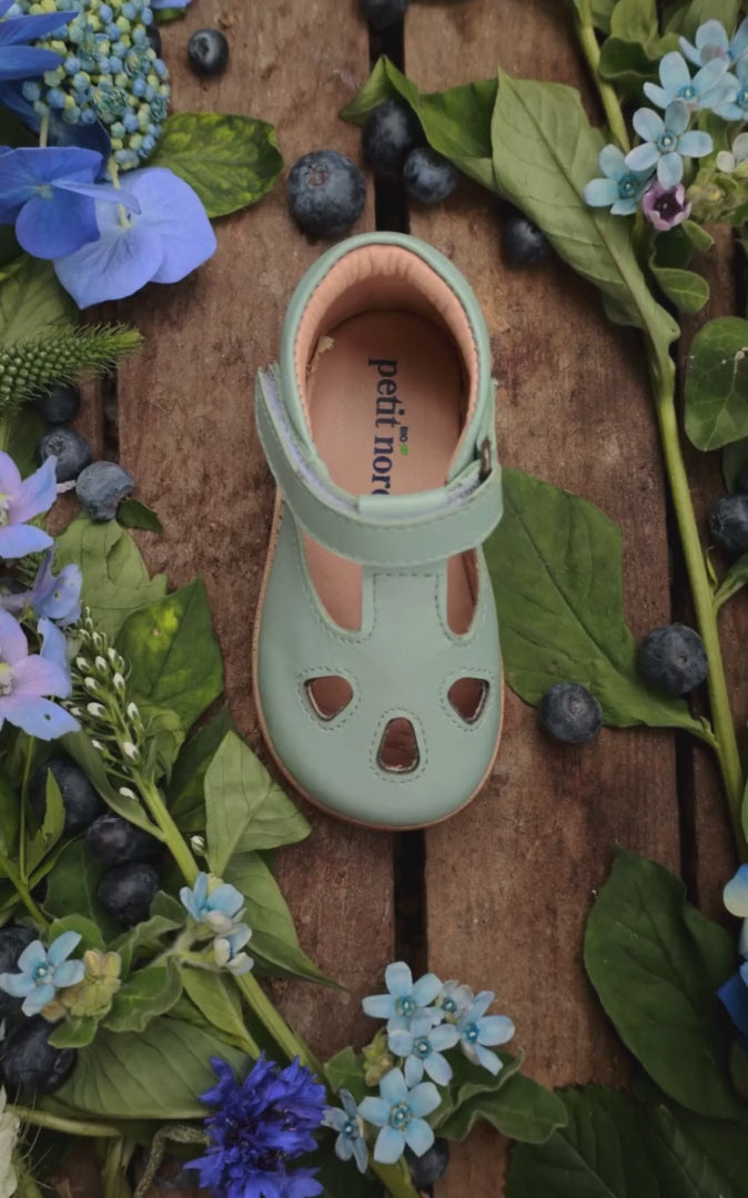 Petit Nord T-Bar Sandal Sandals Ocean 145