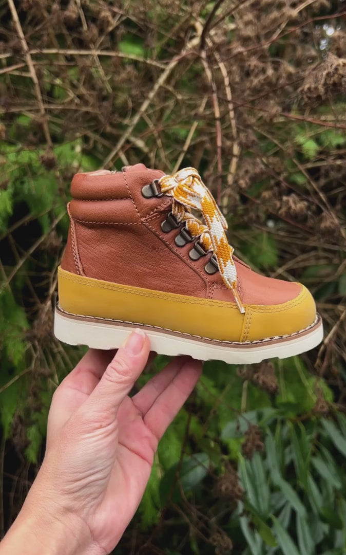 Petit Nord Trek Boot Boots Cognac 002
