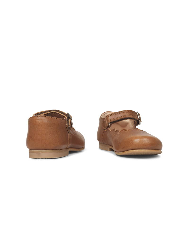 Petit Nord Scallop Mary Jane T-bars and Ballerinas Cognac 002